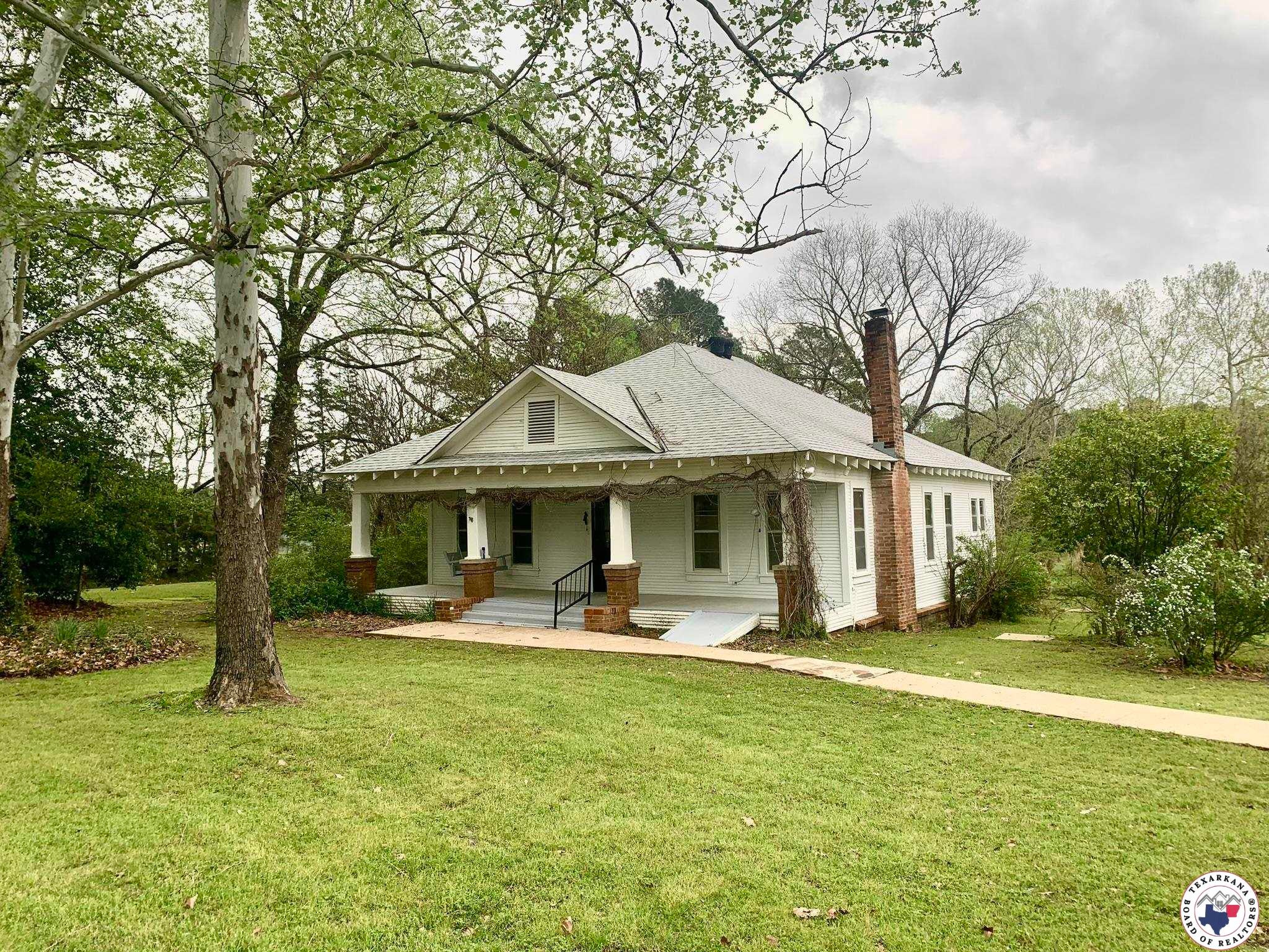3619 FM 251 — photo
