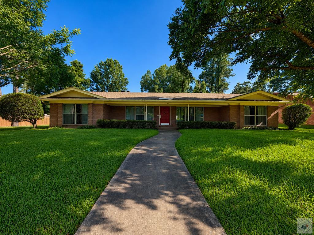 1403 Palm Dr — photo