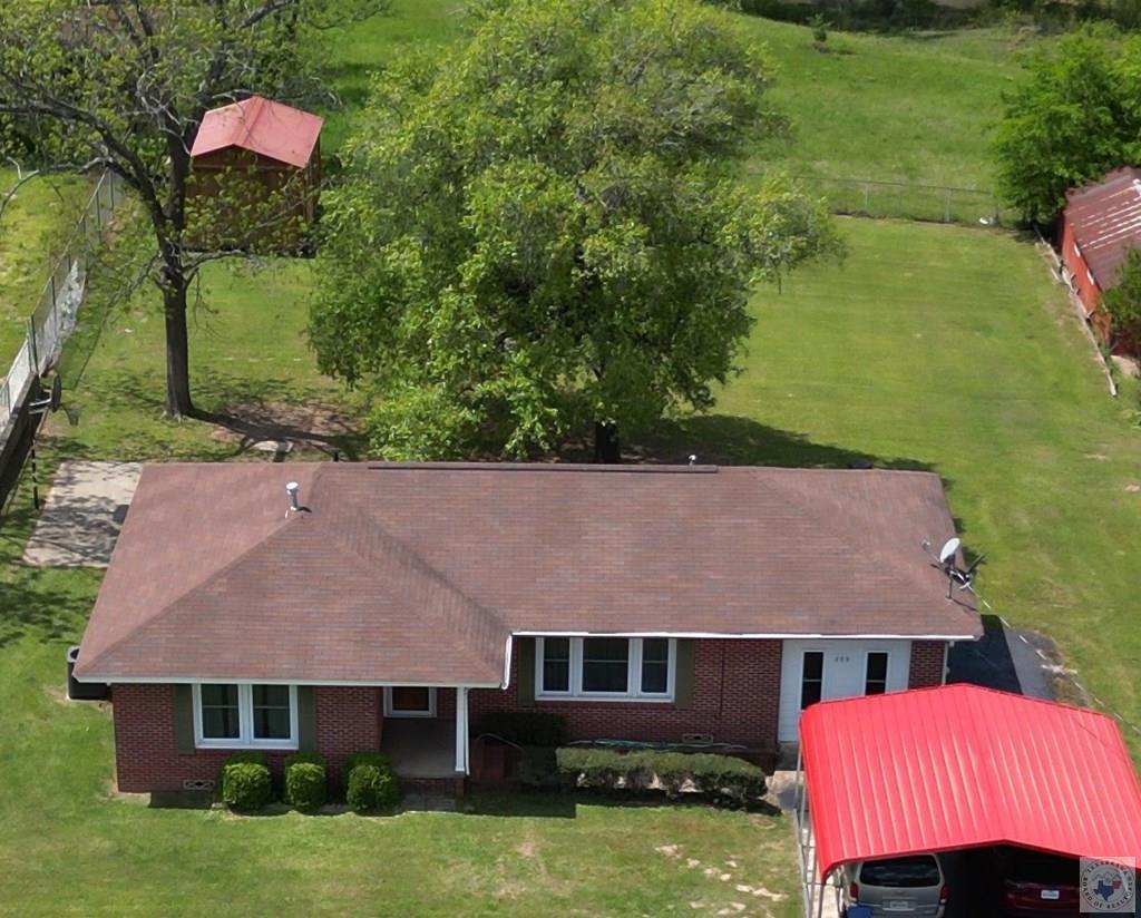 209 Tobacco Rd — photo