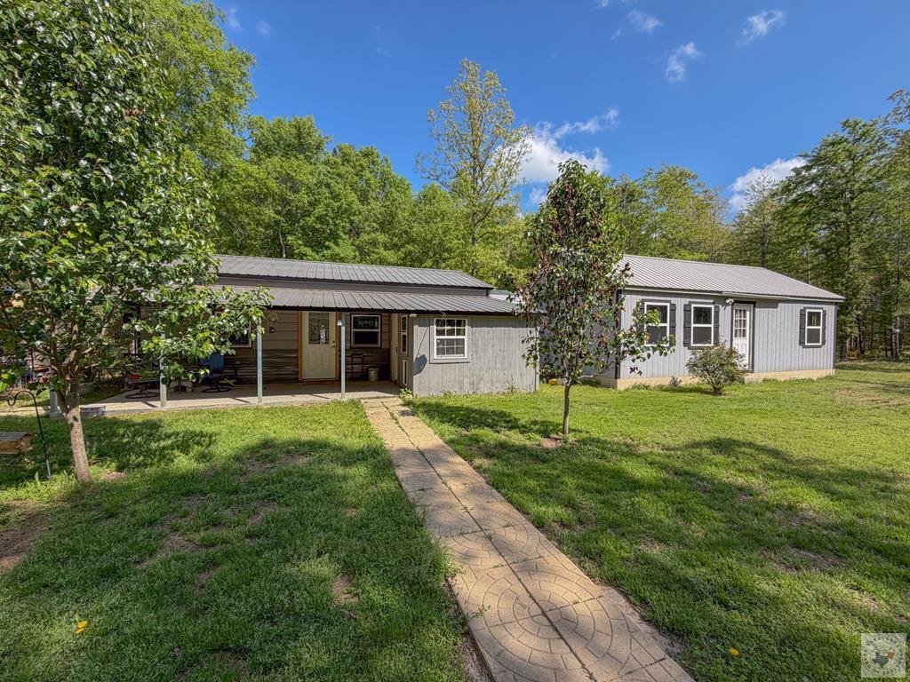 3932 FM 2735 — photo