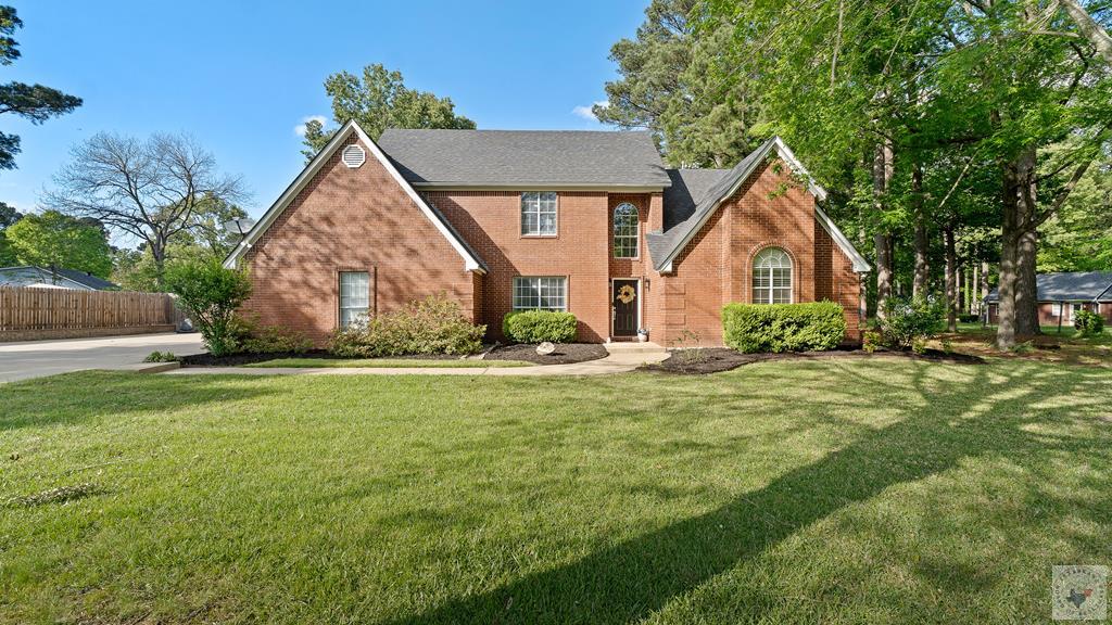 5004 Woodgate Dr — photo