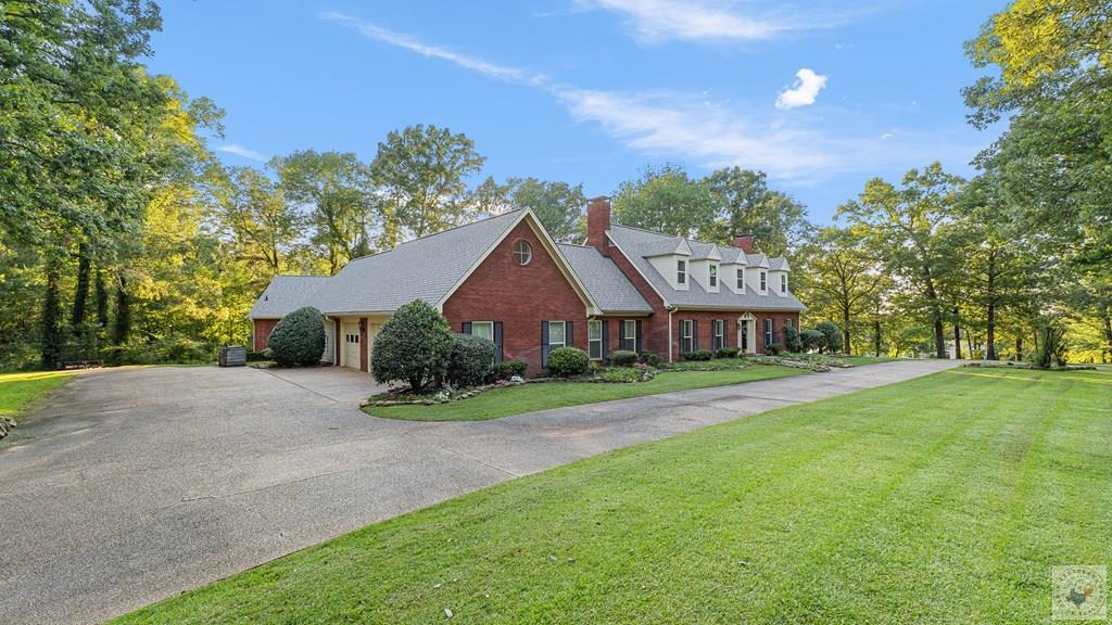8905 River Ridge Dr. — photo