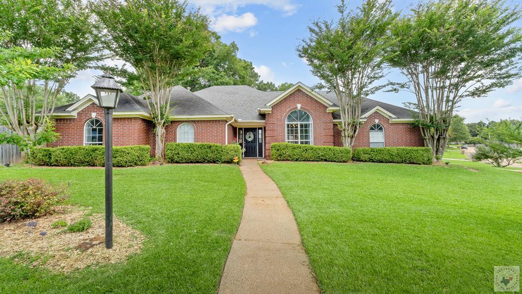 1003 Brown Drive — photo