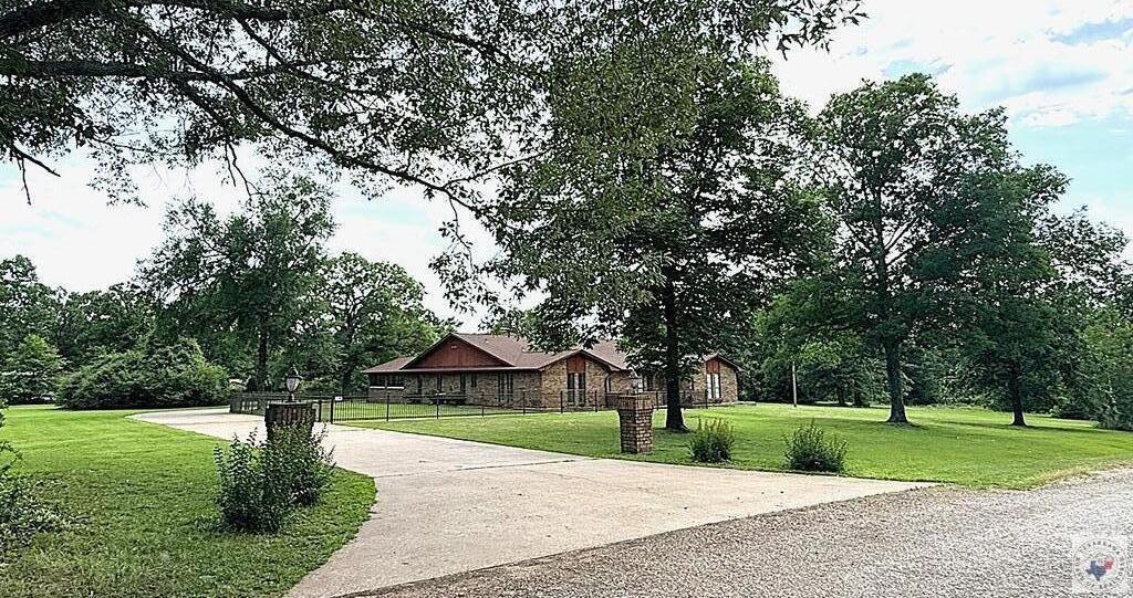 4808 Country Rd. — photo
