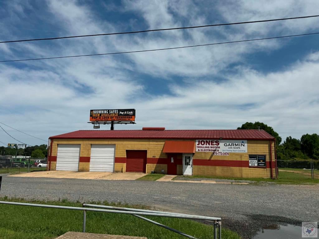 3501 Washington — photo