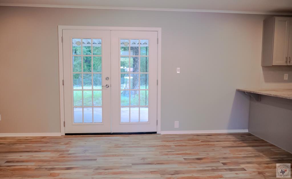 910 Redbluff, Atlanta, TX 75551 — photo 2