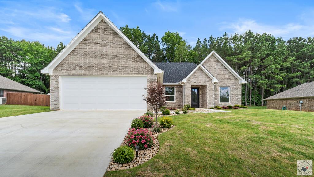 801 Willow Oak Drive — photo