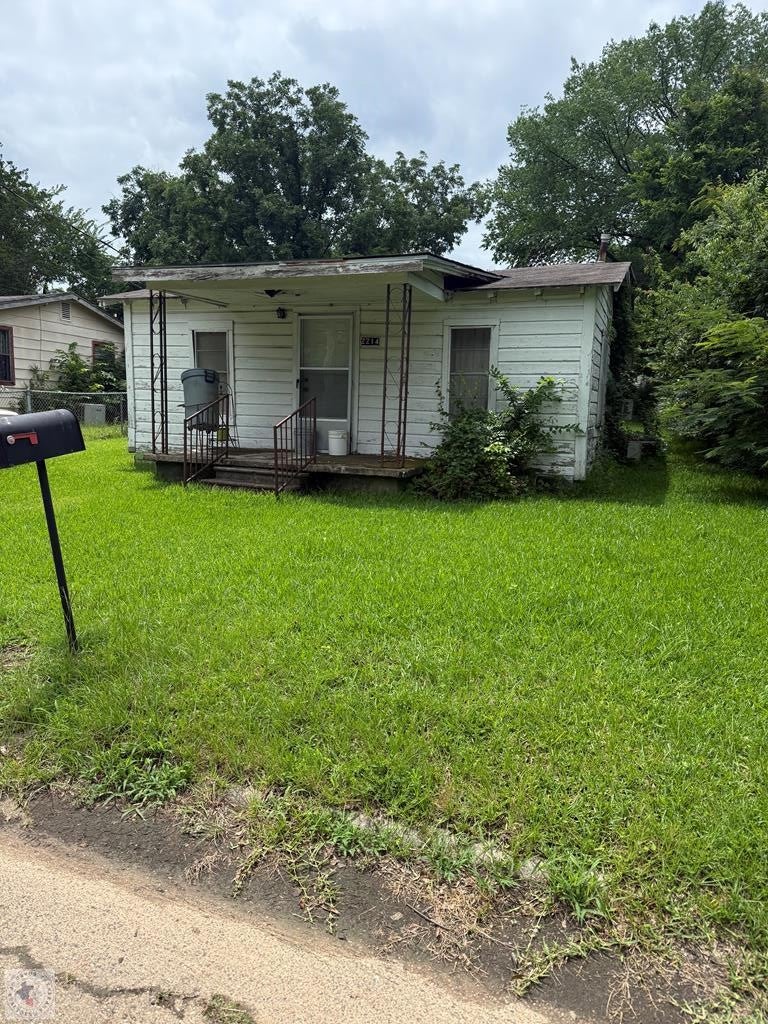 2214 Grove Texarkana — photo
