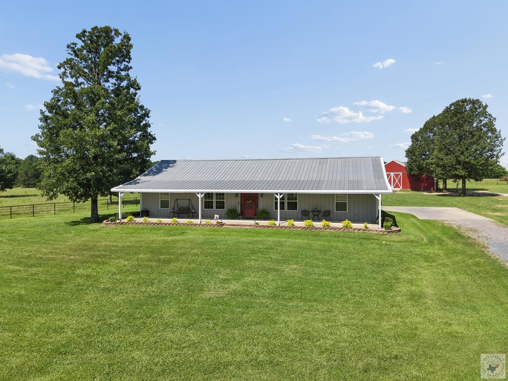 11 CR 3103 — photo
