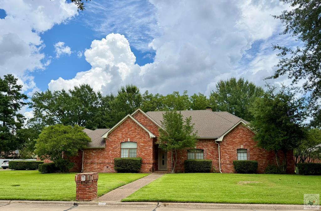 5610 Stoneridge Dr — photo