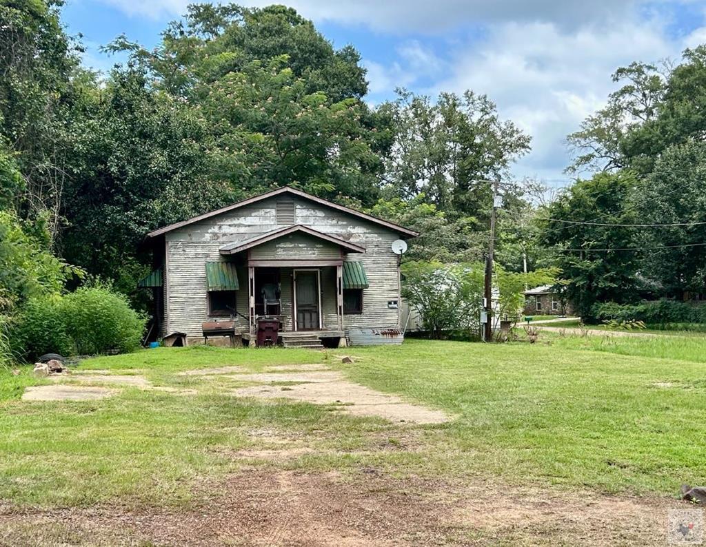 702 W Miller St — photo