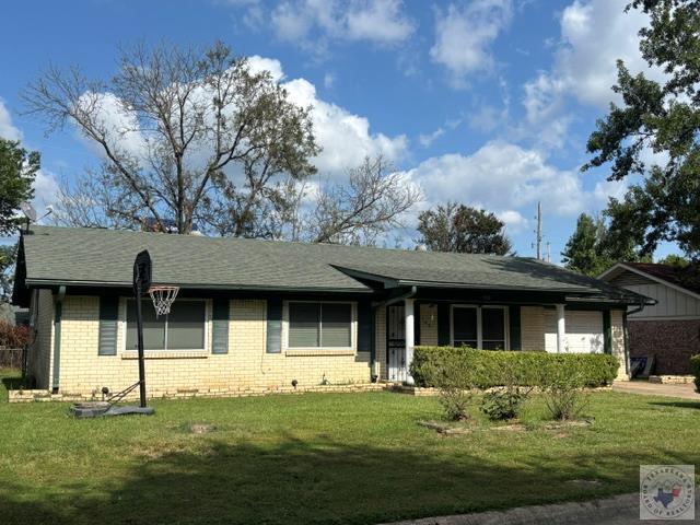 108 Royale Dr — photo