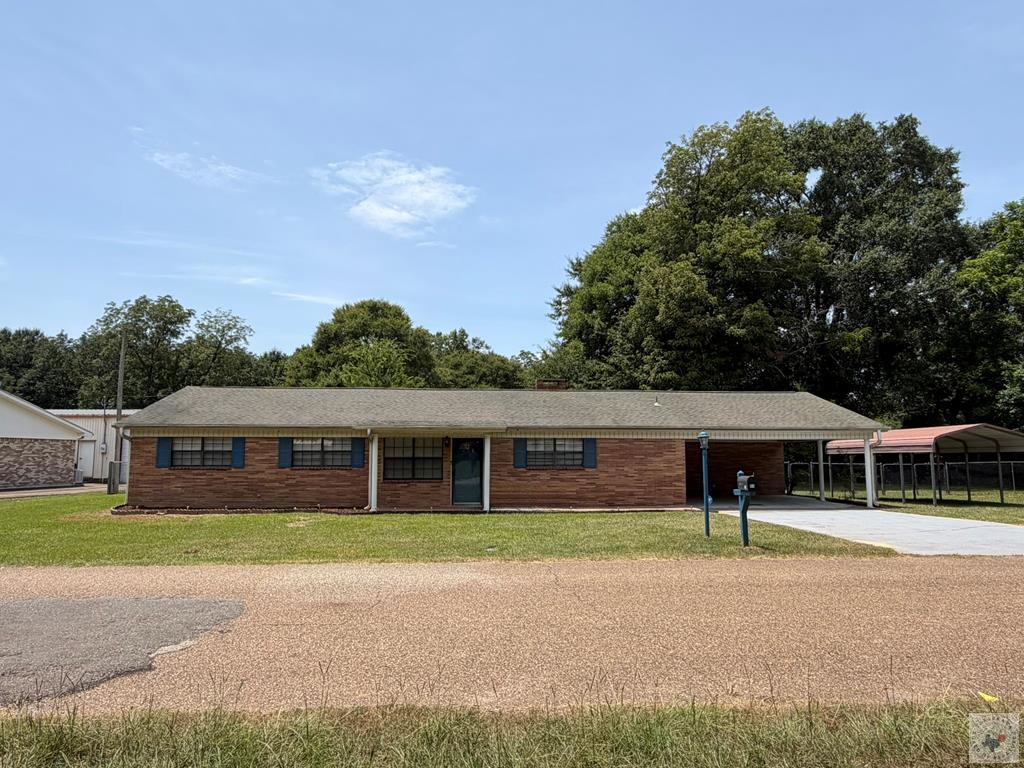 104 Leslie Lane — photo