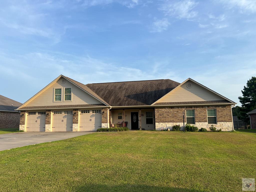 355 Patriot Way — photo