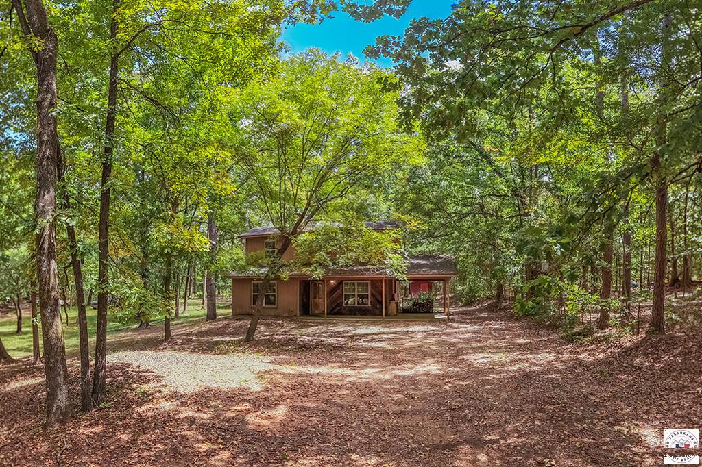 210 Pine Hill — photo