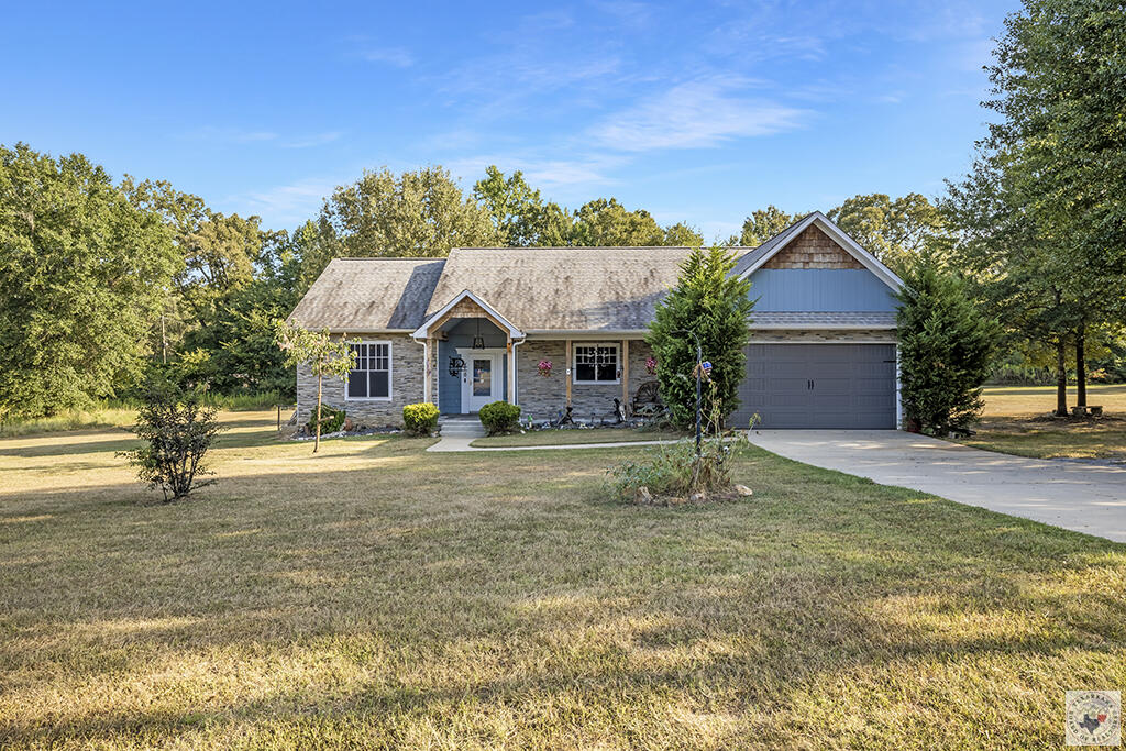 8 Dan Michael Dr. — photo