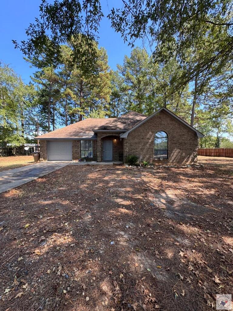 315 Hickory Dr. — photo