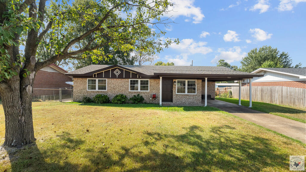 304 W Greenfield — photo