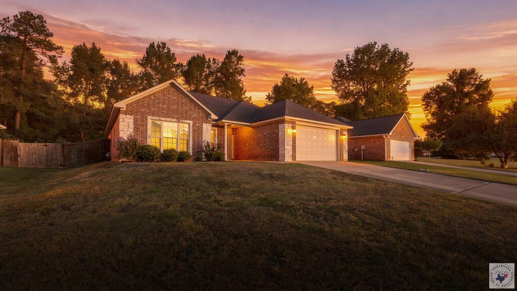5005 Hidden Acre Dr — photo