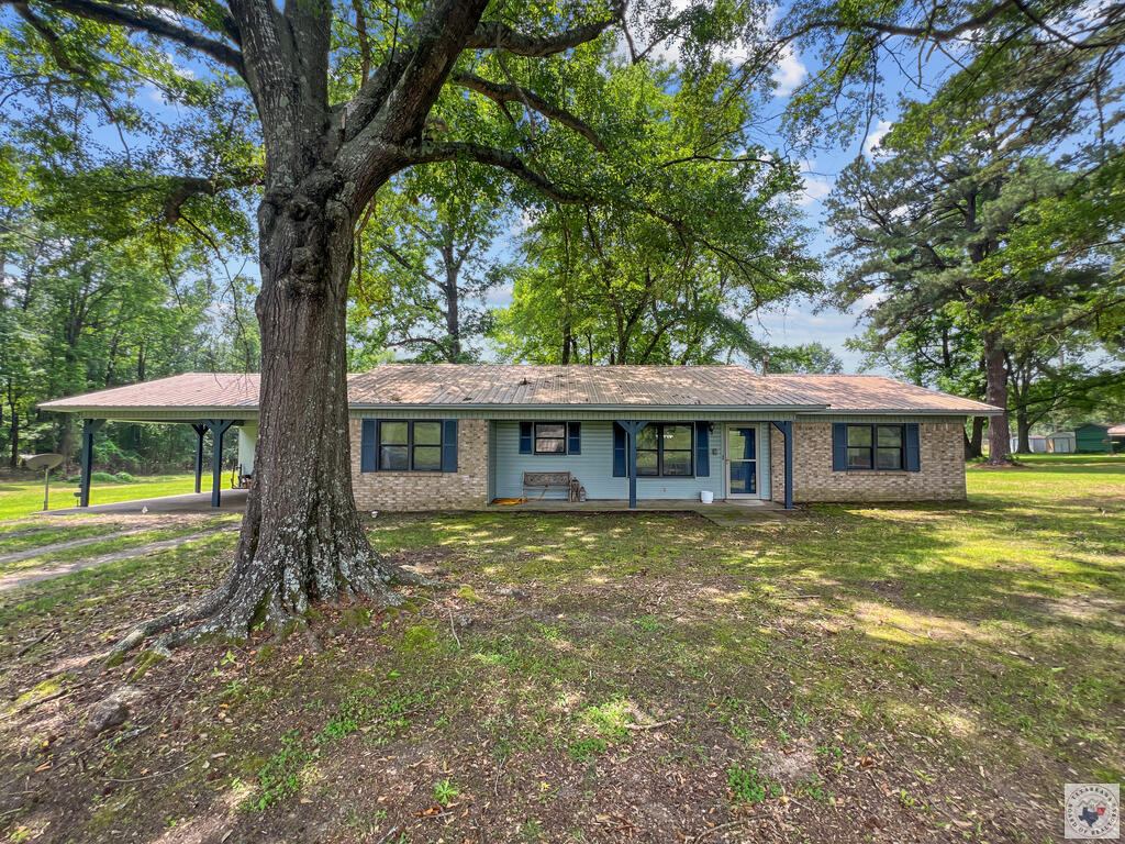 1302 S Hwy 8 — photo