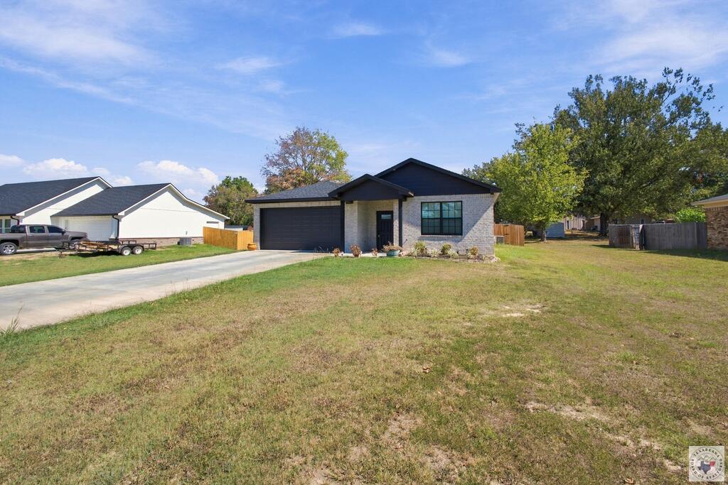 386 Robertson Rd — photo