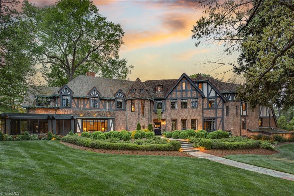 301 Fisher Park Circle — photo