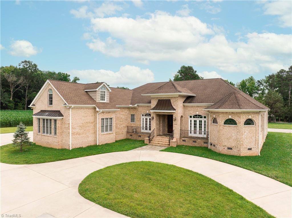 5633 Baptist Assembly Road — photo