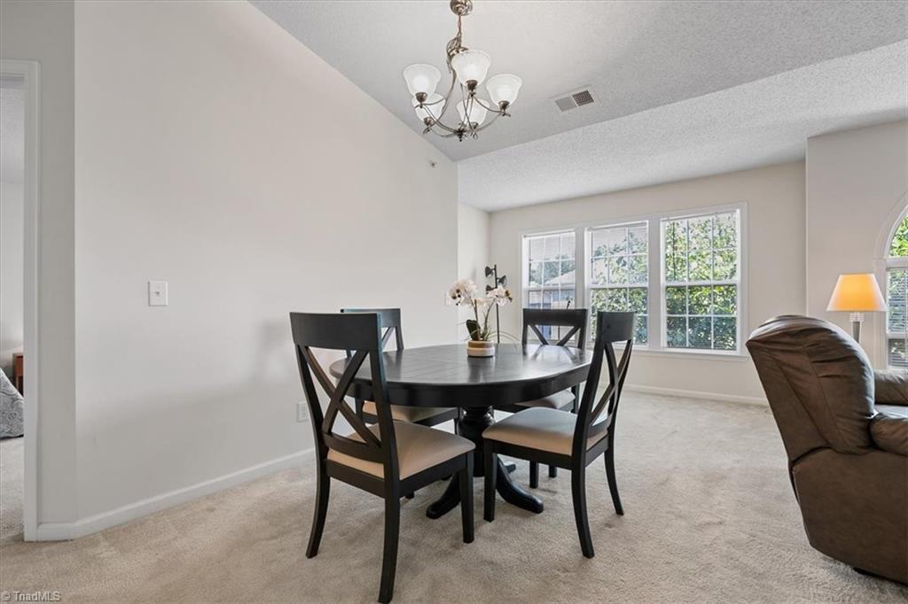 2600 Pennoak Way M — photo