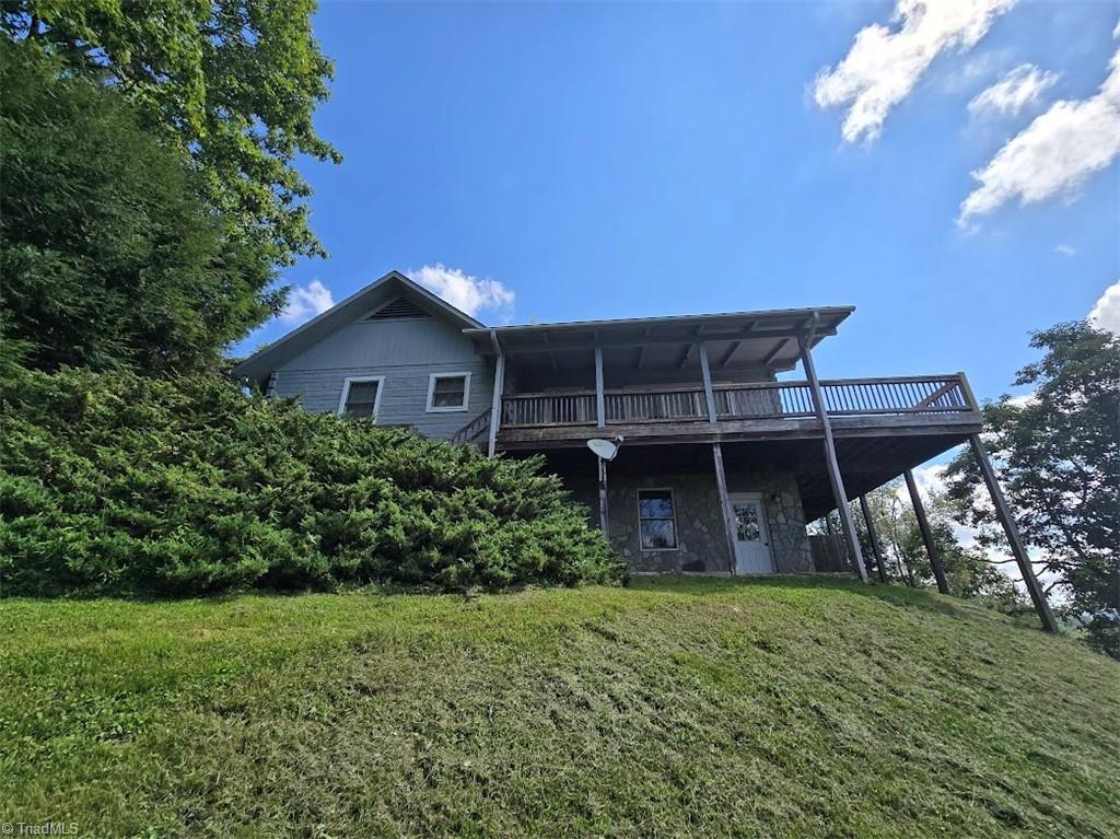 979 Wagon Road — photo