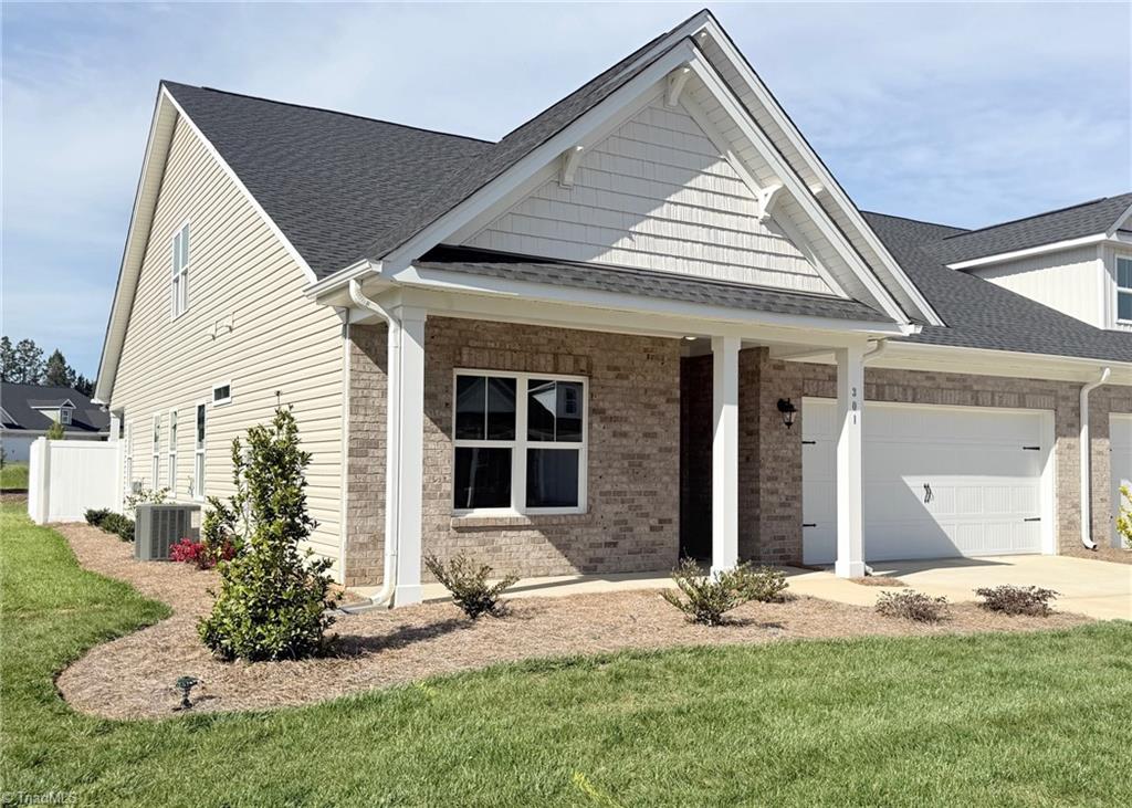 301 Beeson Court — photo
