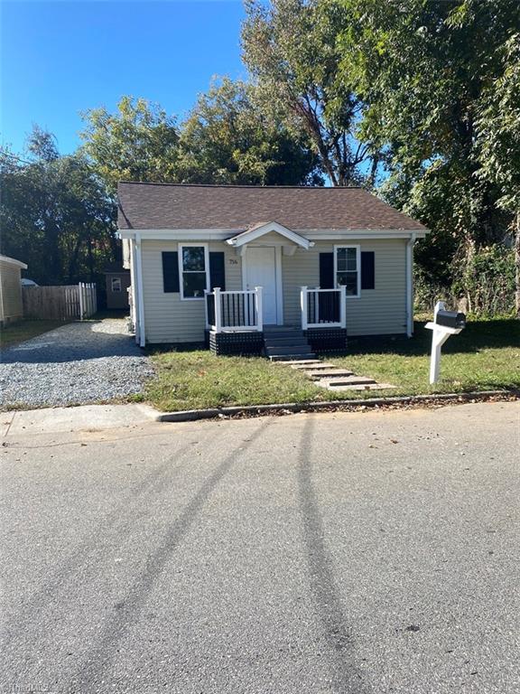 716 Watson Street — photo