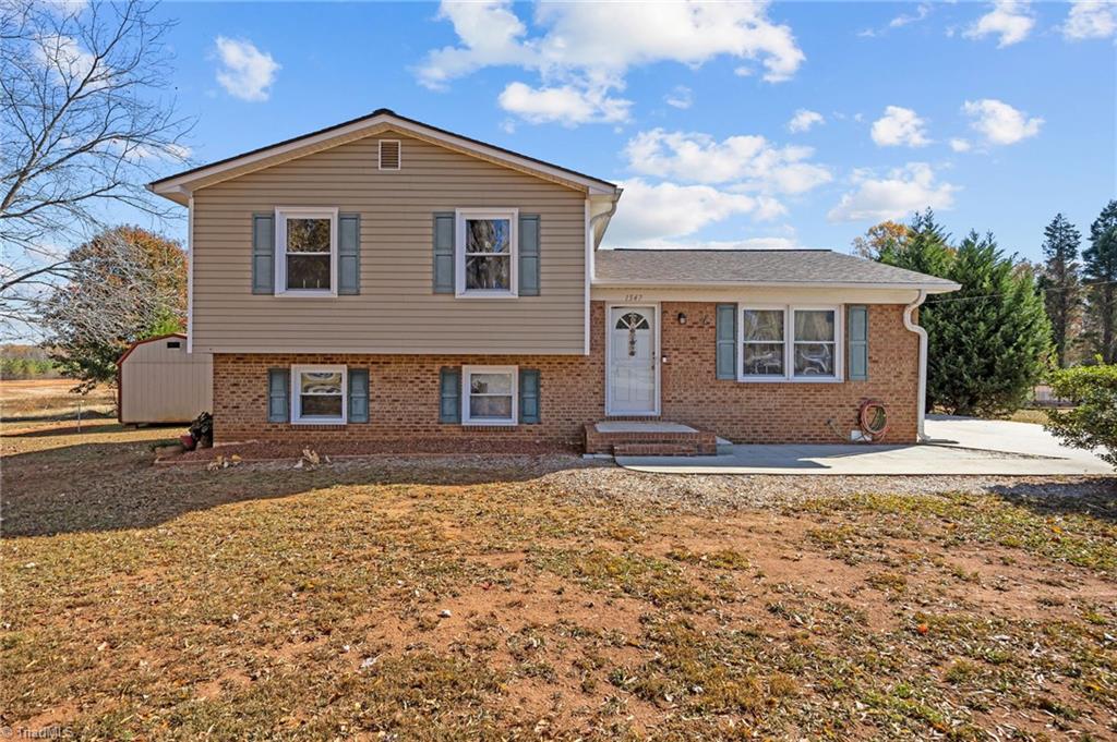 1547 New Jersey Church Road — photo
