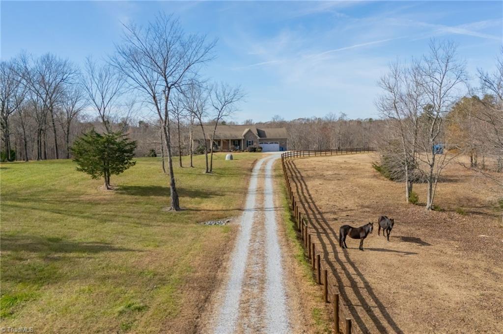 6318 Gray Farm Road — photo