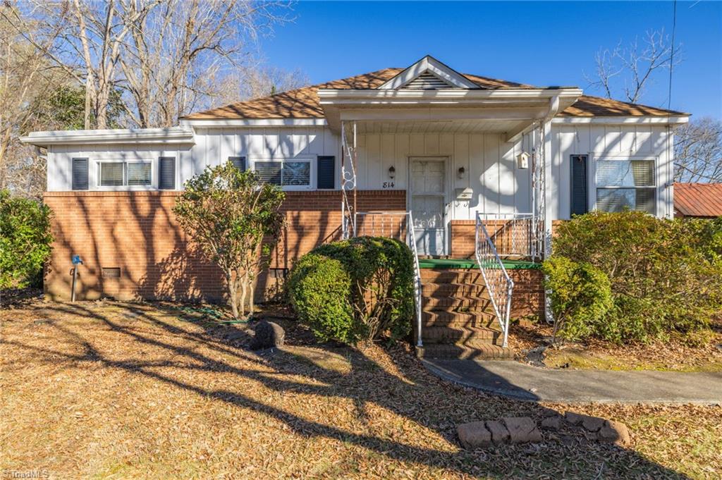 814 Martin Street — photo