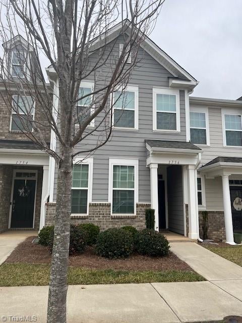 1756 Eastfall Street — photo