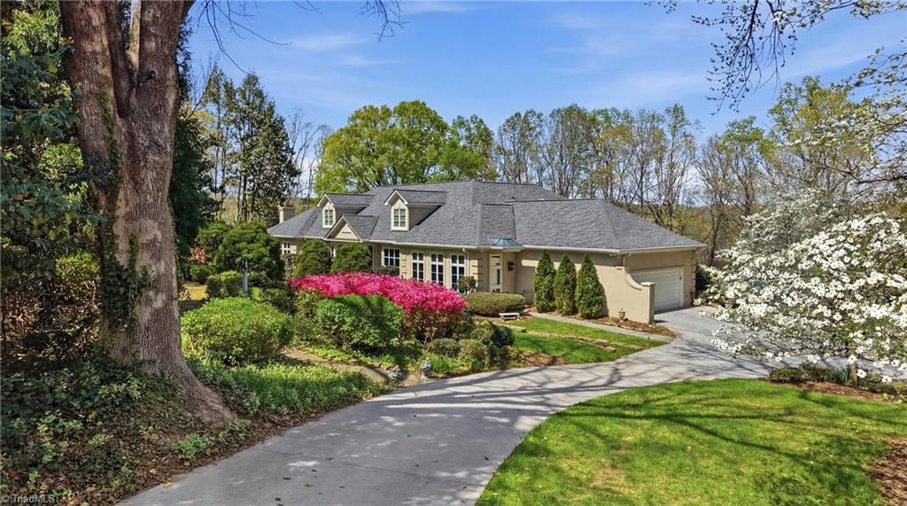 4 Deerwood Court — photo