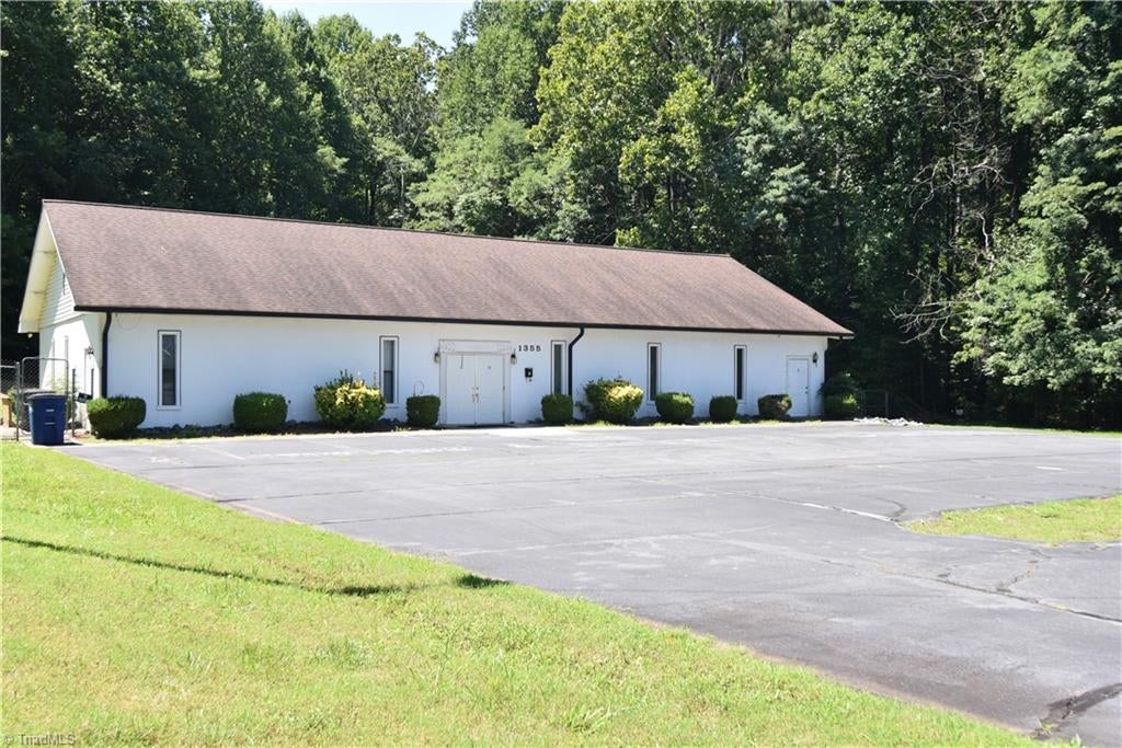 1355 Peachtree Street — photo