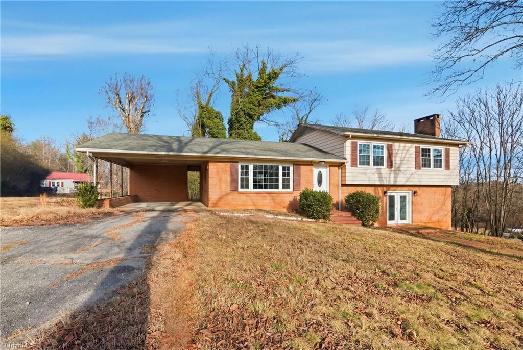 1625 Brushy Mountain Road — photo