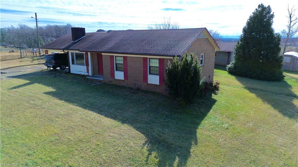 8621 Austin Traphill Road — photo