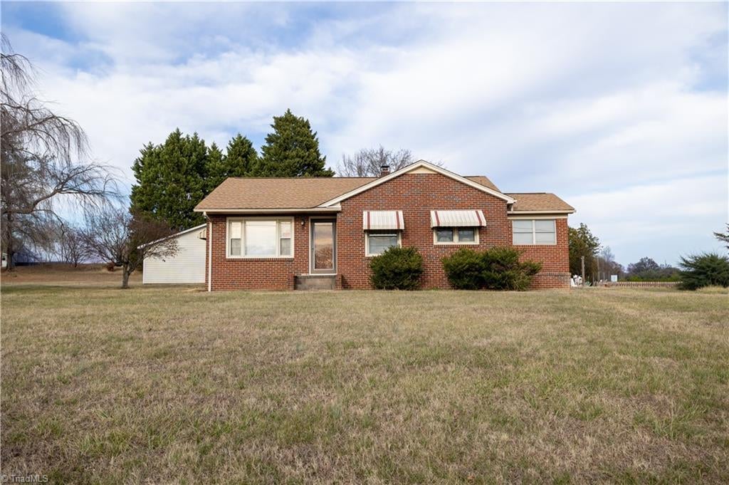 310 Fred Sink Road — photo