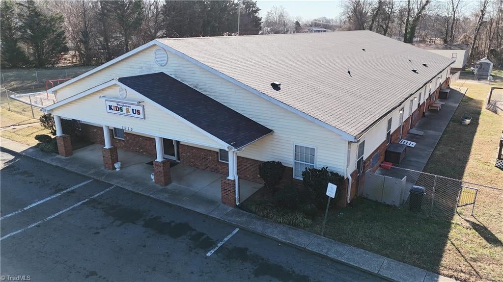 1330 Waughtown Street — photo
