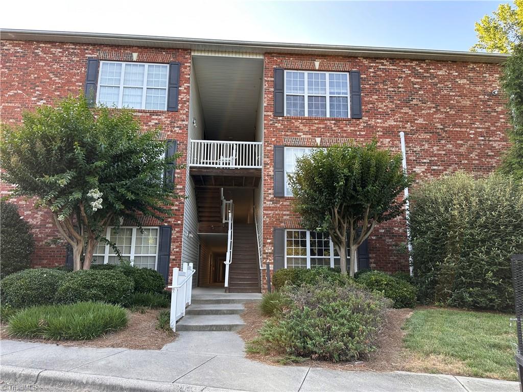 5236 Hilltop Road 108 — photo