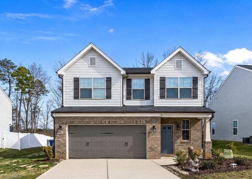 2586 Lacy Holt Road — photo