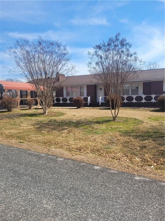250 Hilltop Acres Street — photo