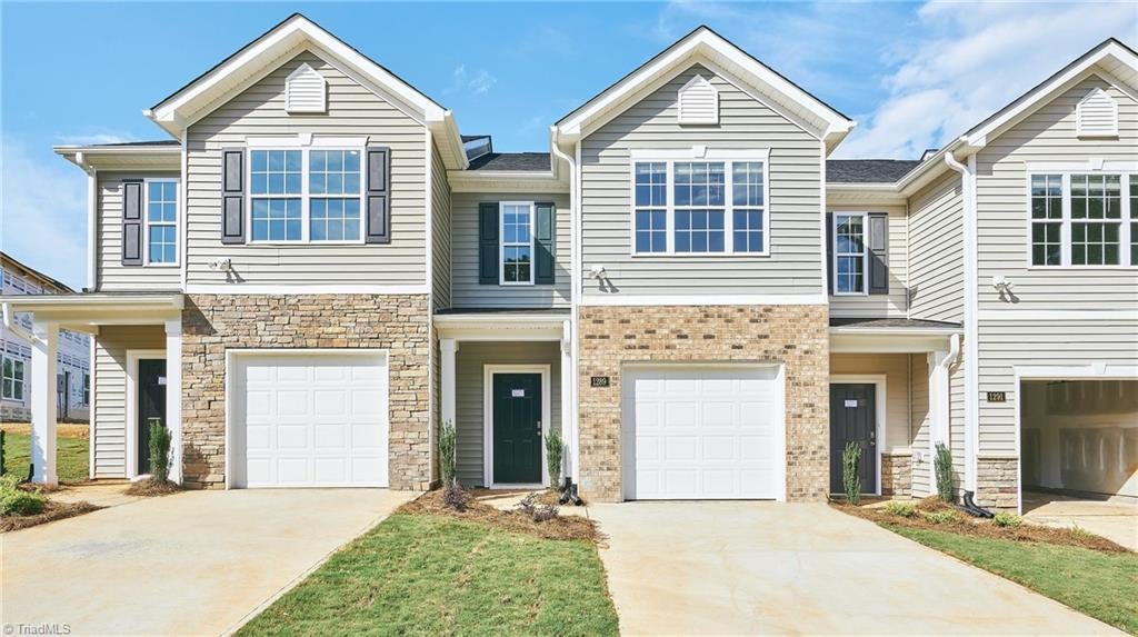 817 Gaelic Drive — photo