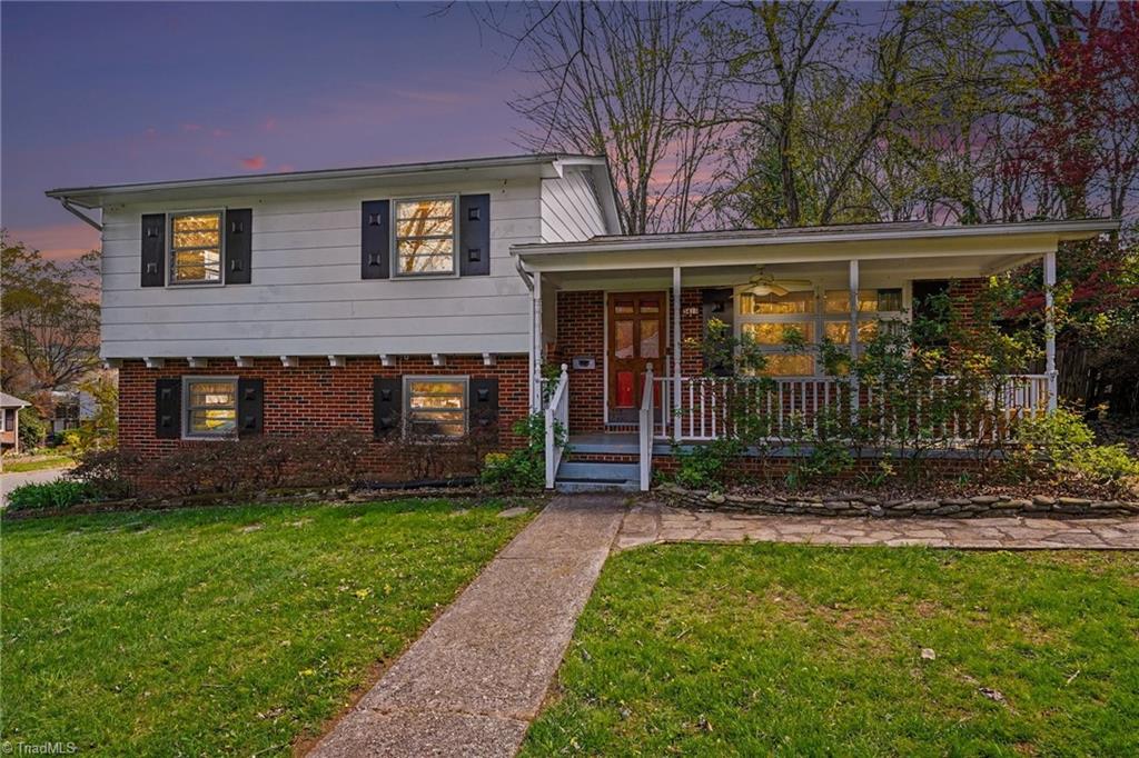 3410 Fern Place — photo