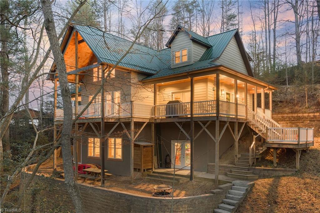 490 Blue Heron Lane — photo