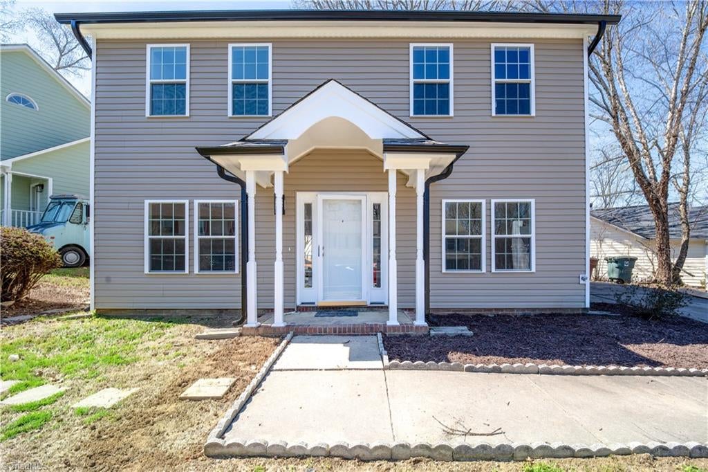 3 Ivyglen Court — photo