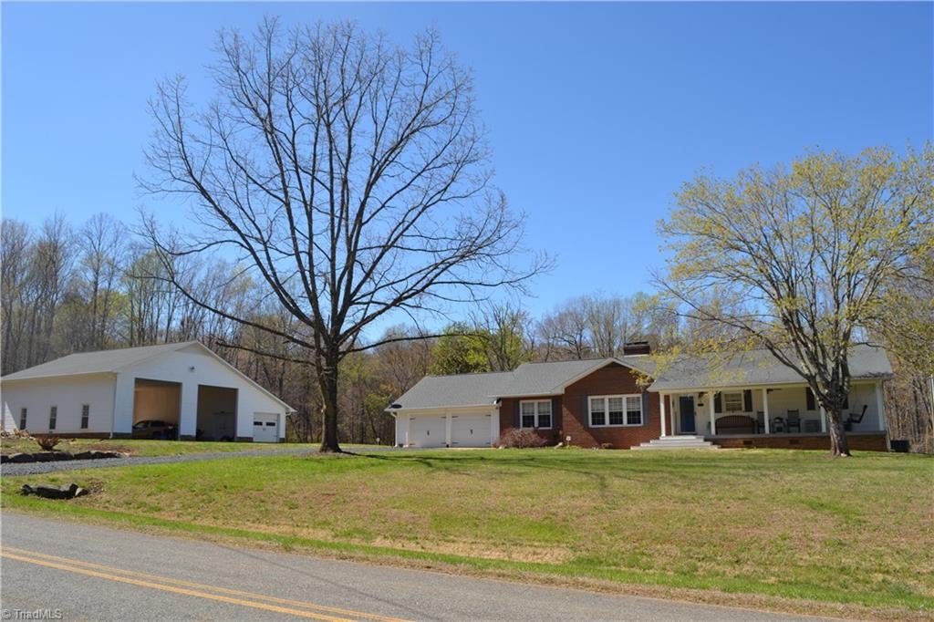 208 Twin Springs Road — photo
