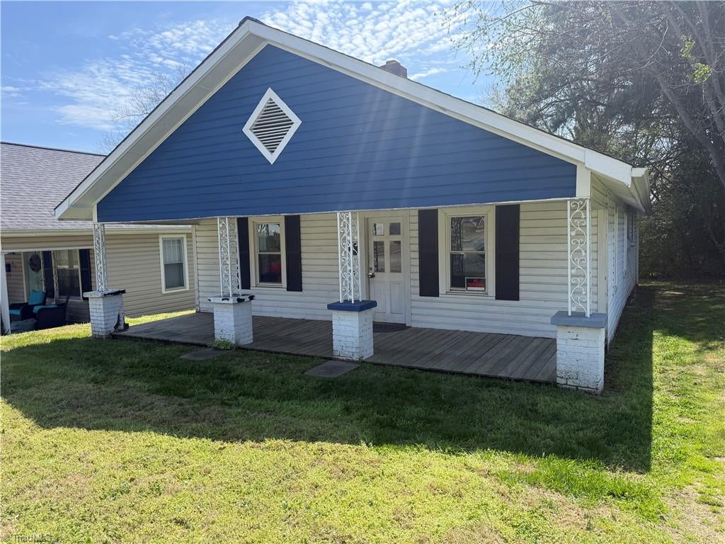 213 W Decatur Street — photo